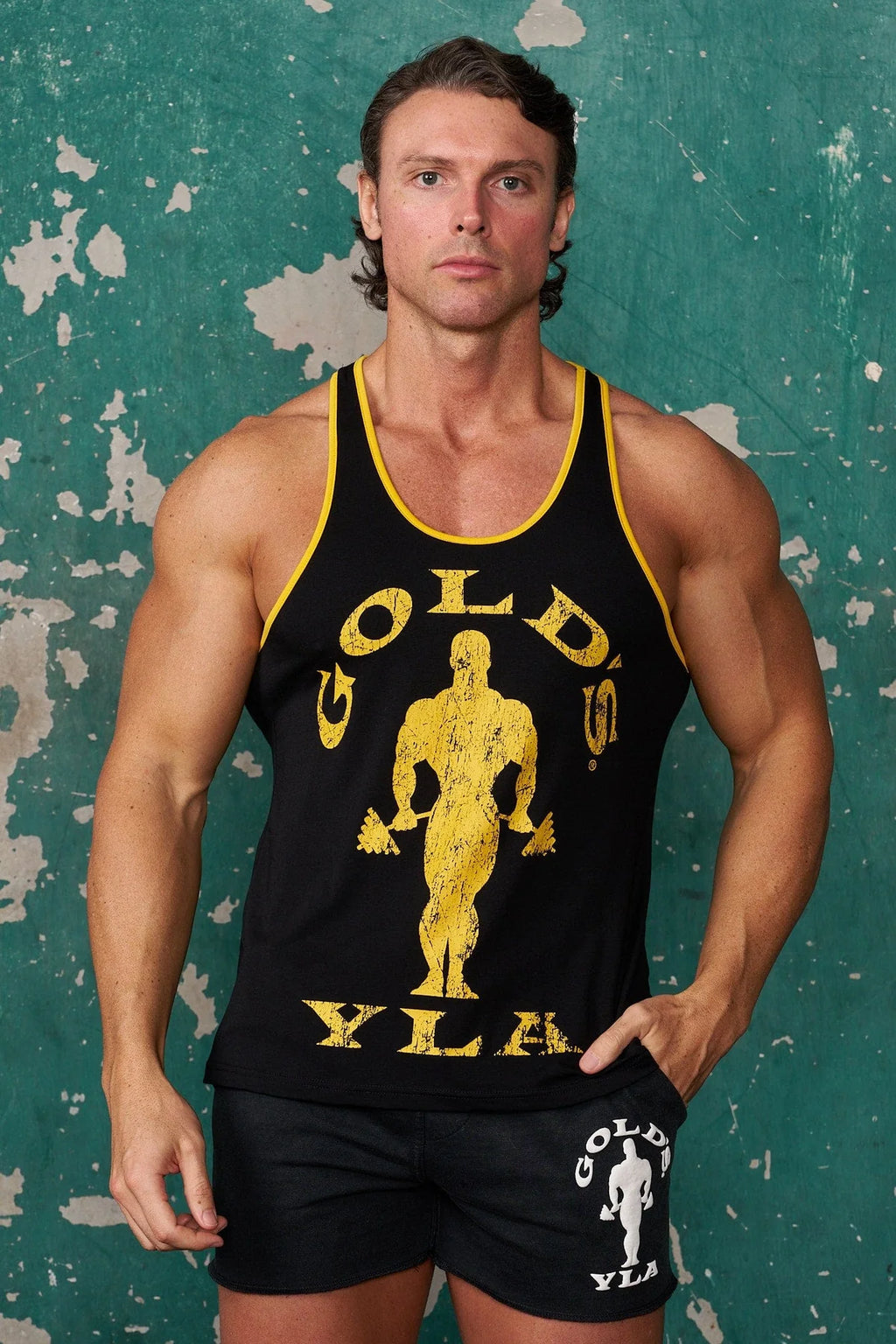 3014- Golds Gym Classic Stringers