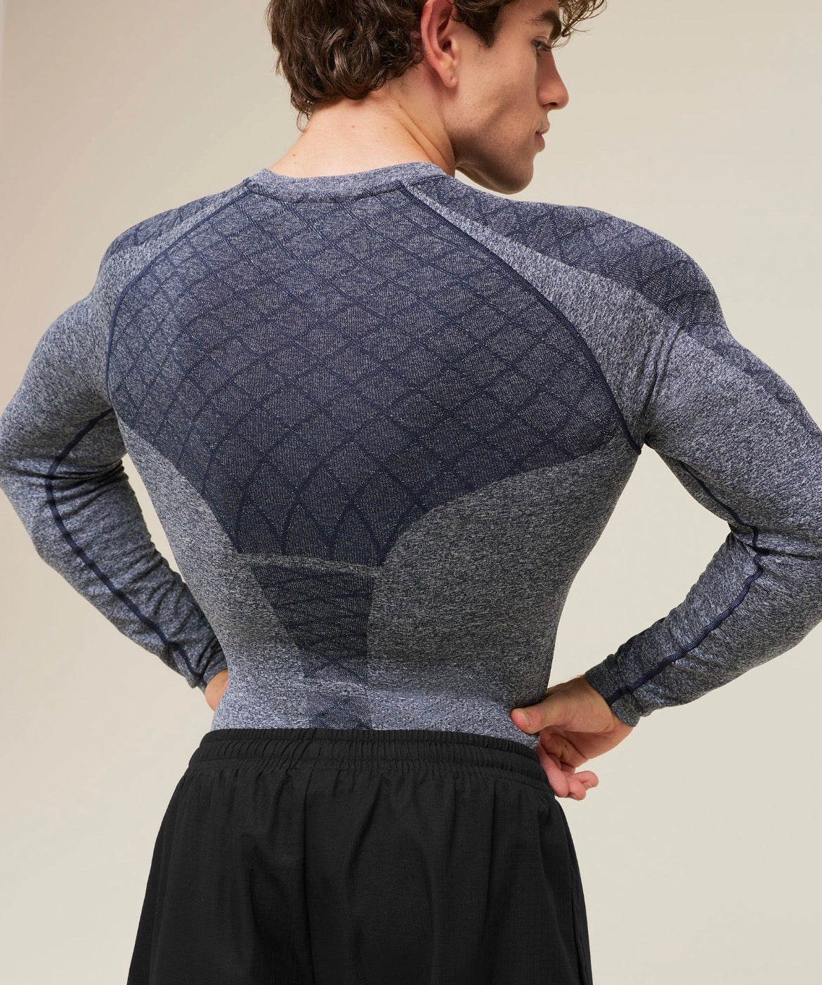 Gymshark Devant Seamless Long Sleeve T-shirt