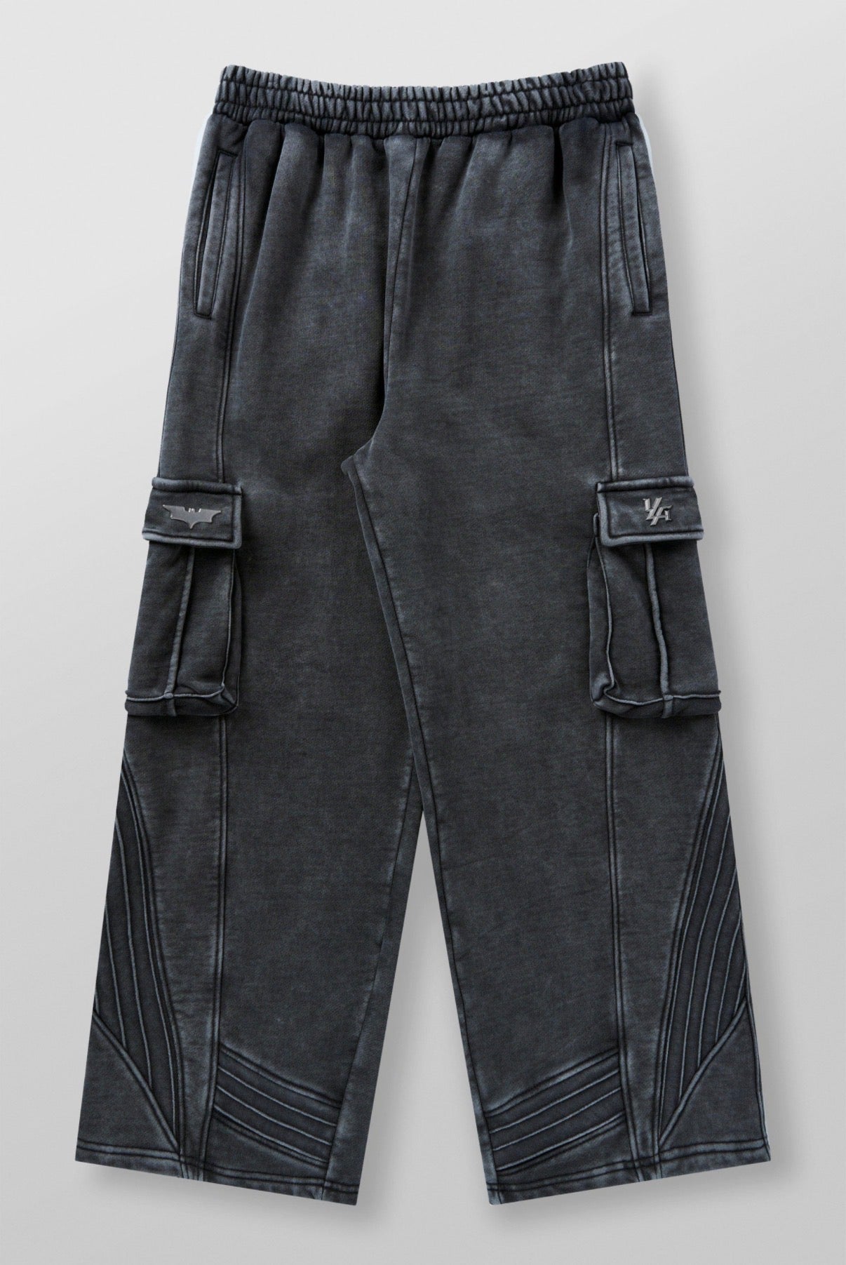 2131 - Batman Armored Sweats