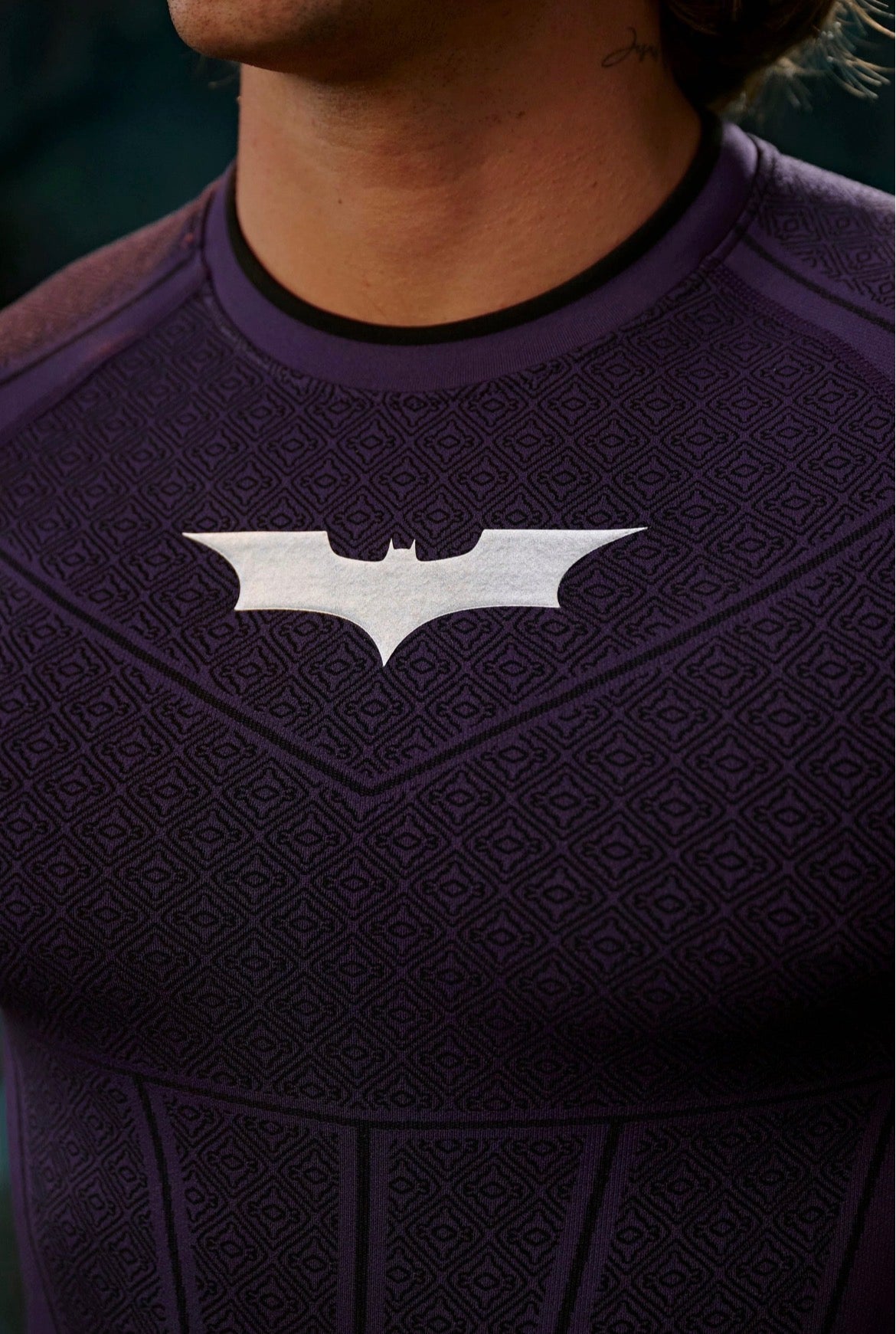 4259 - Batman Compression Tee - Purple (edición limitada)